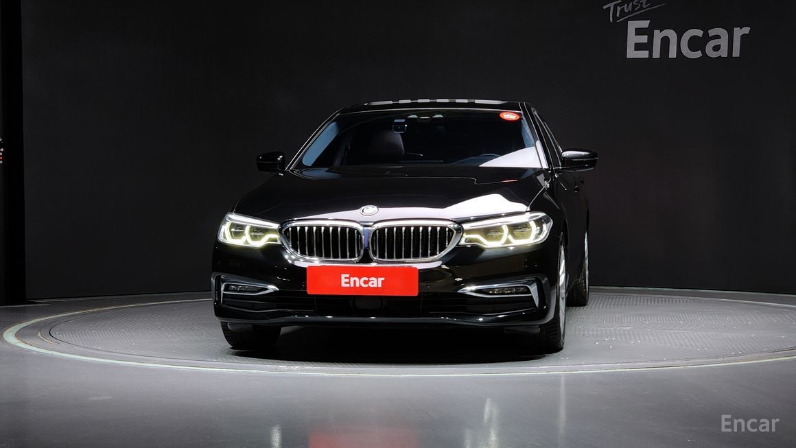 BMW 5 Series - фото 2