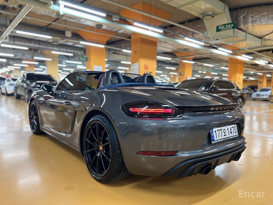 Porsche 718 - фото 2