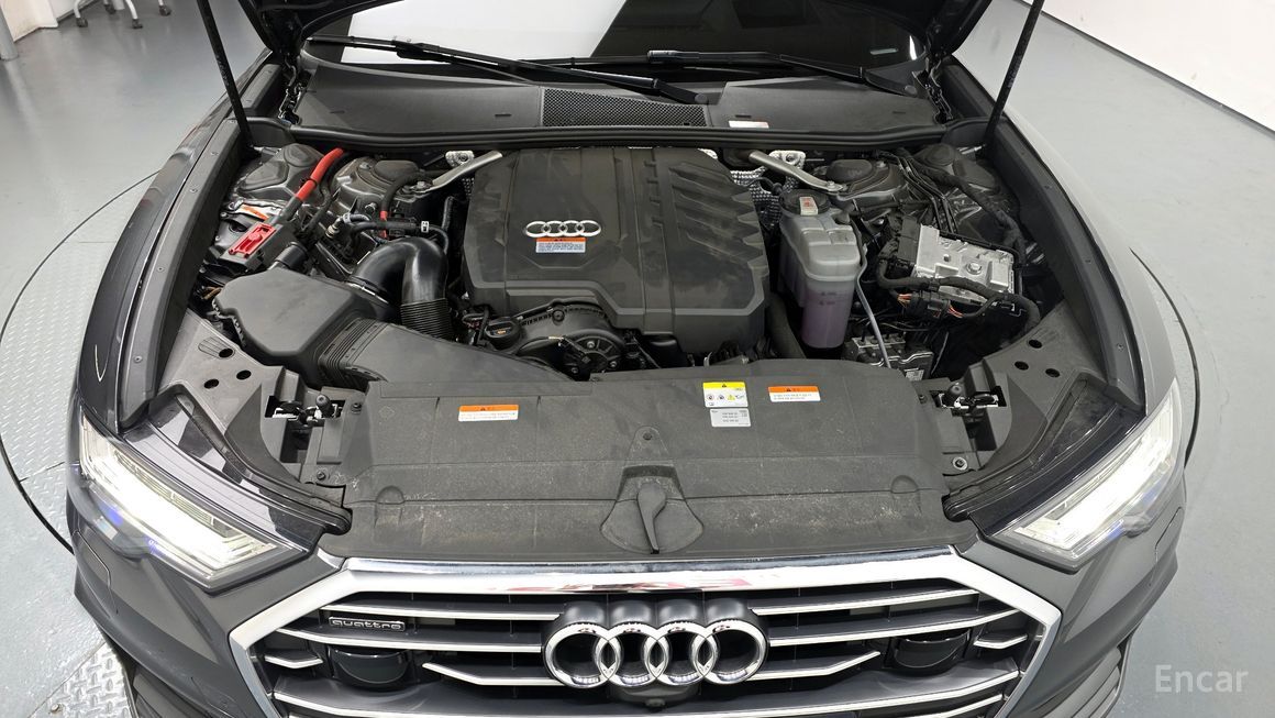 Audi A6 - фото 5