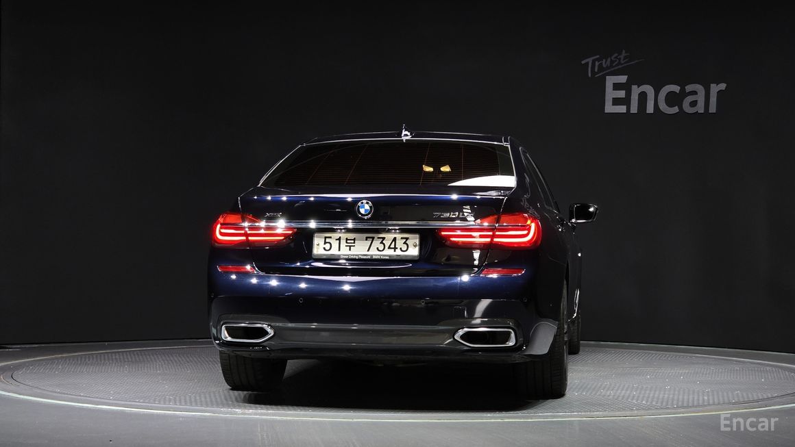BMW 7 Series - фото 3