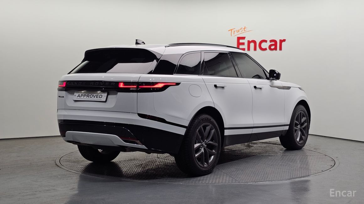 Land Rover Range Velar - фото 1