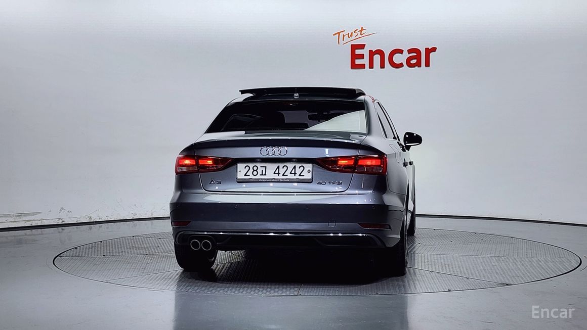 Audi A3 - фото 3