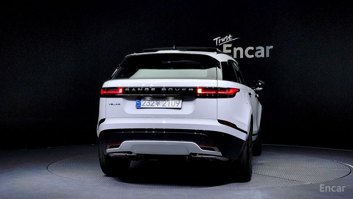 Land Rover Range Velar - фото 3
