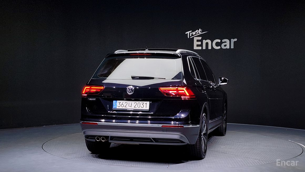 Volkswagen Tiguan - фото 3