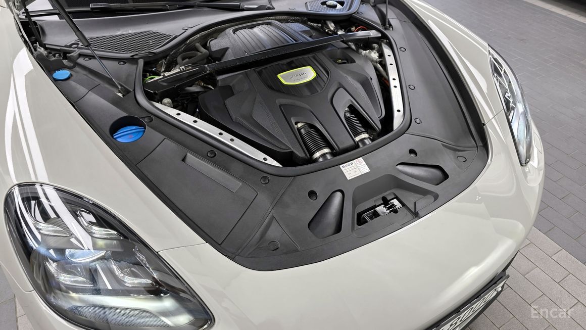 Porsche Panamera - фото 5