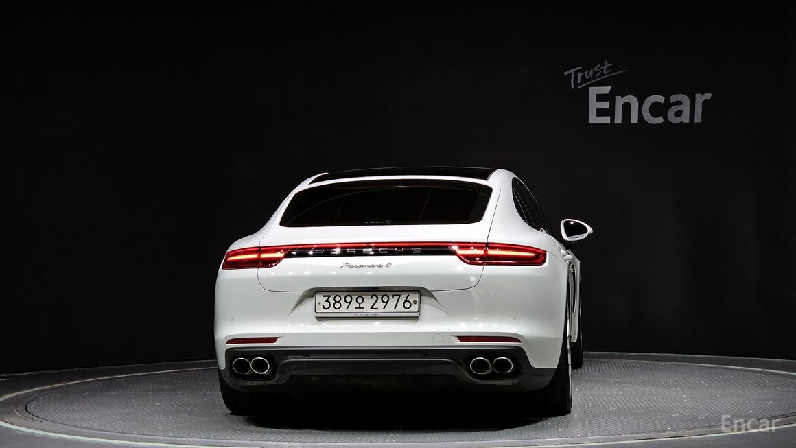 Porsche Panamera - фото 3