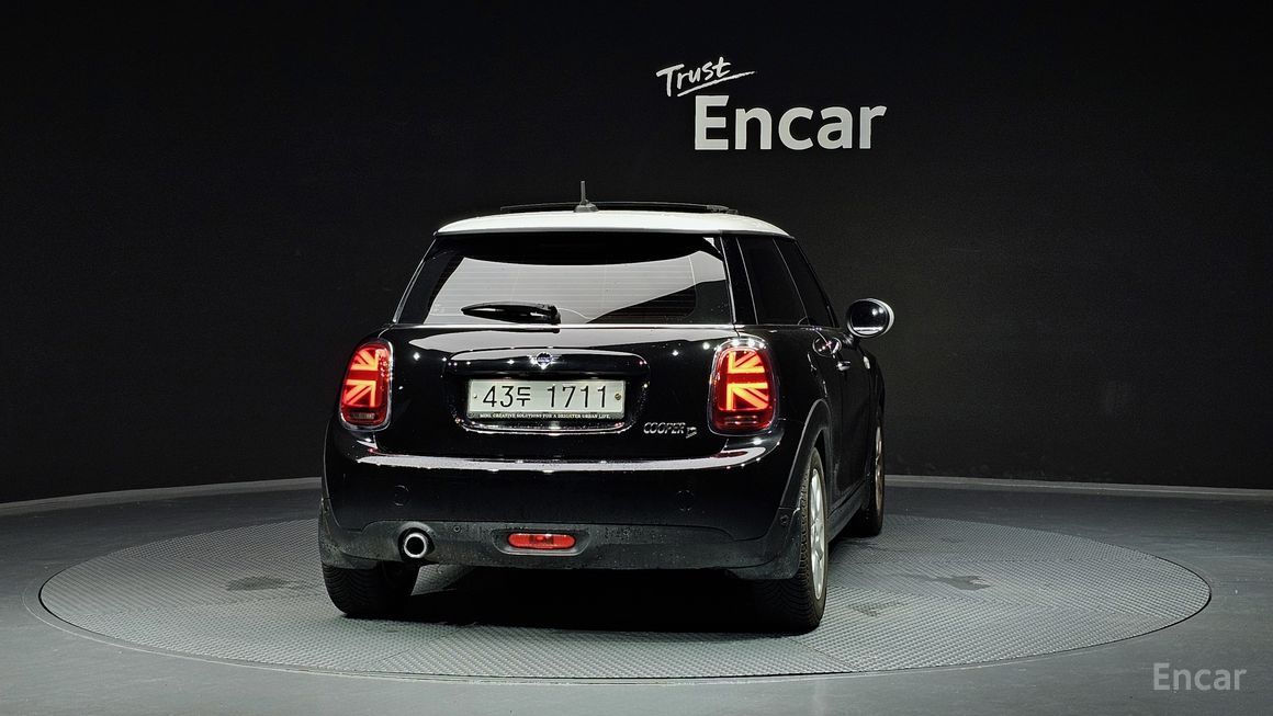 Mini Cooper - фото 3