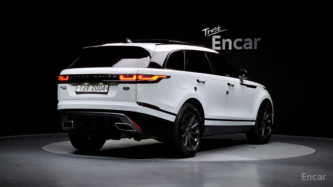 Land Rover Range Velar - фото 1