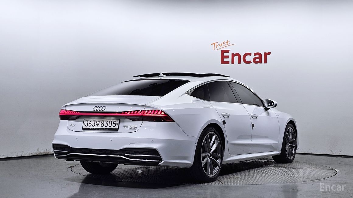 Audi A7 - фото 1