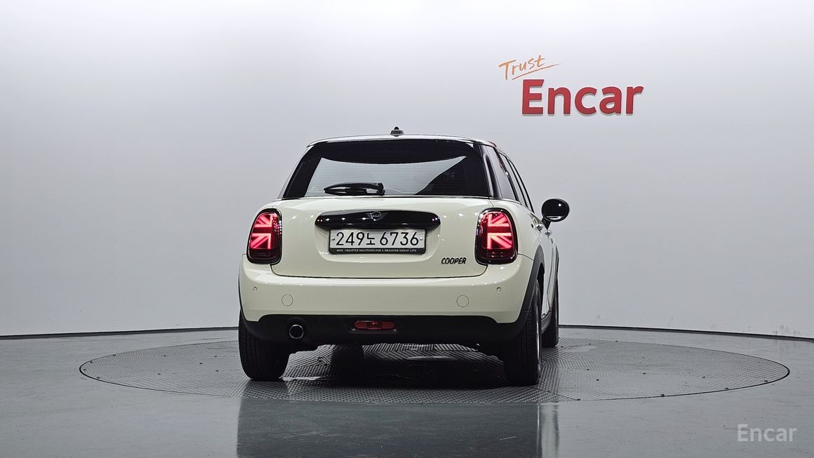 Mini Cooper - фото 3
