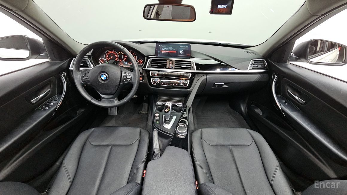 BMW 3 Series - фото 6