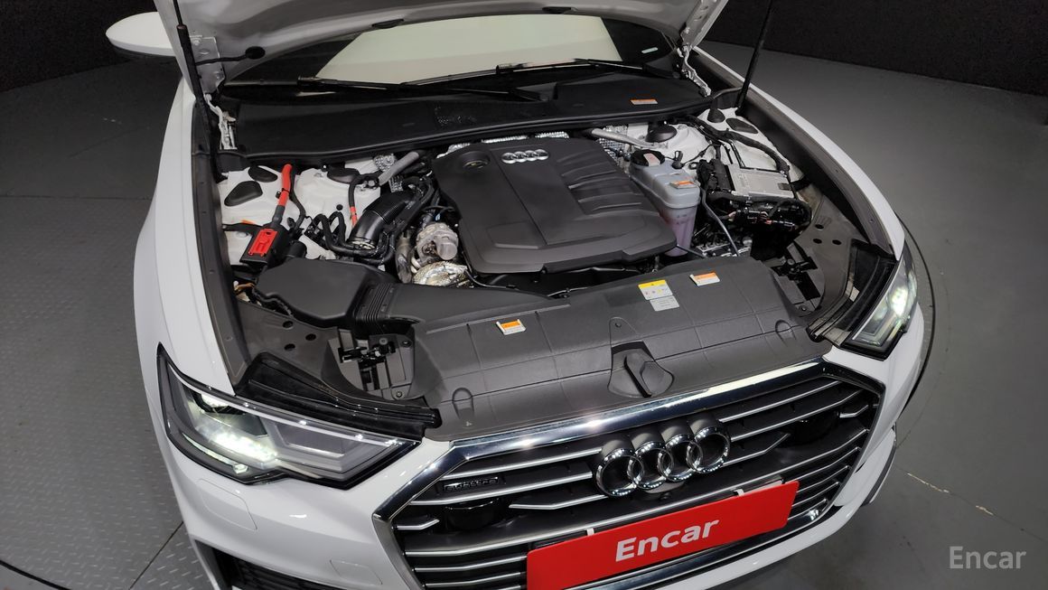 Audi A6 - фото 5