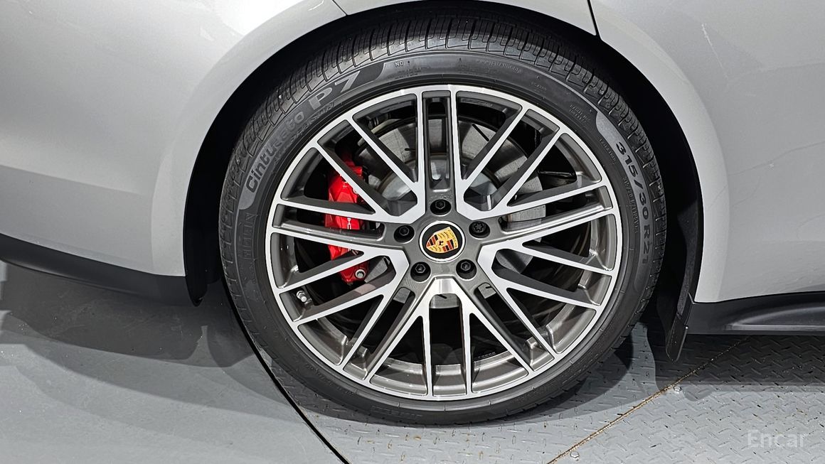 Porsche Panamera - фото 4