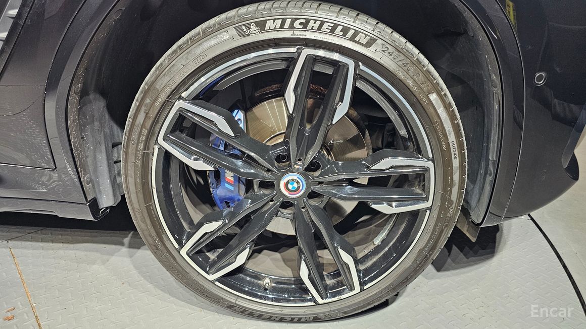 BMW X3 - фото 4