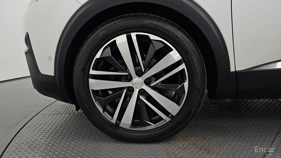 Peugeot 5008 - фото 4