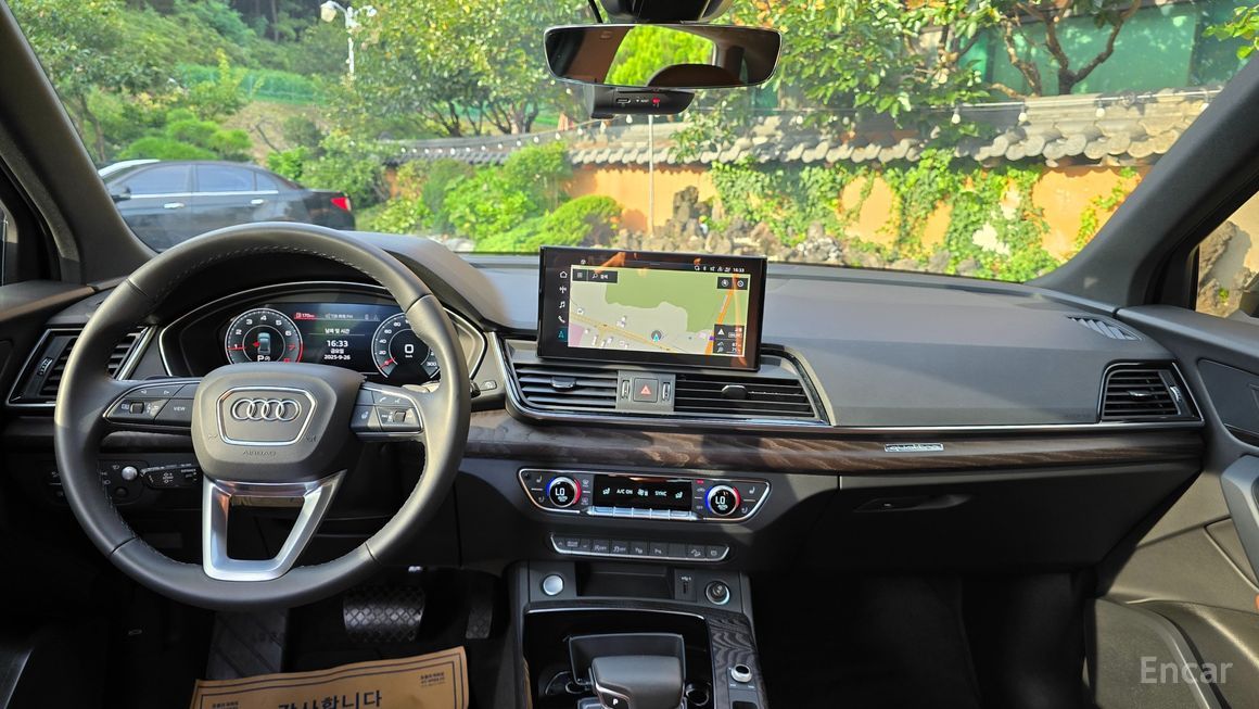 Audi Q5 - фото 6
