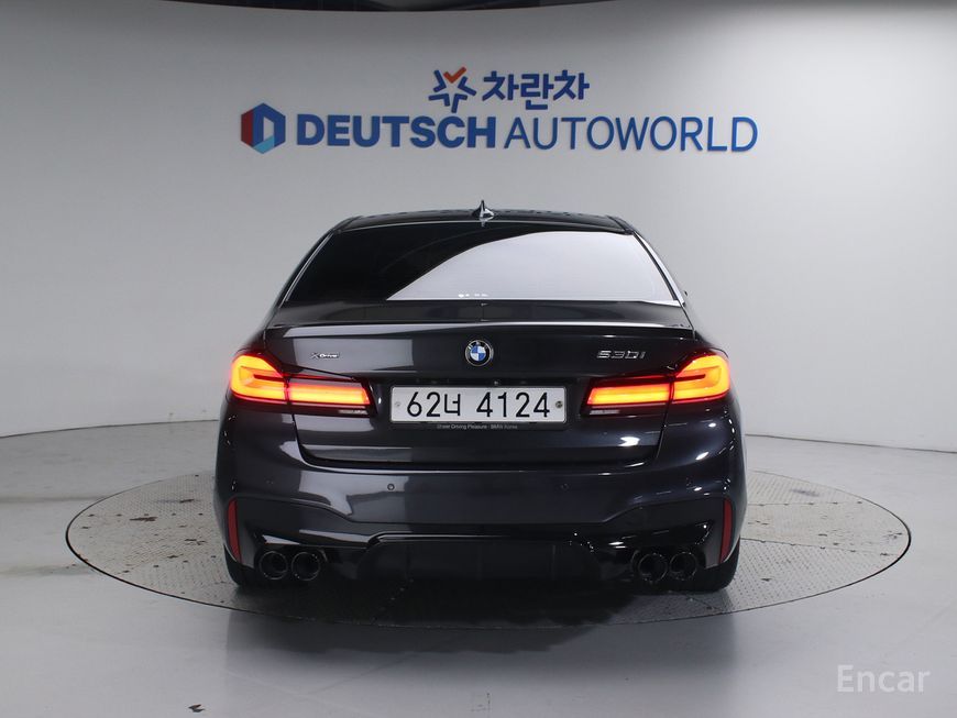 BMW 5 Series - фото 4