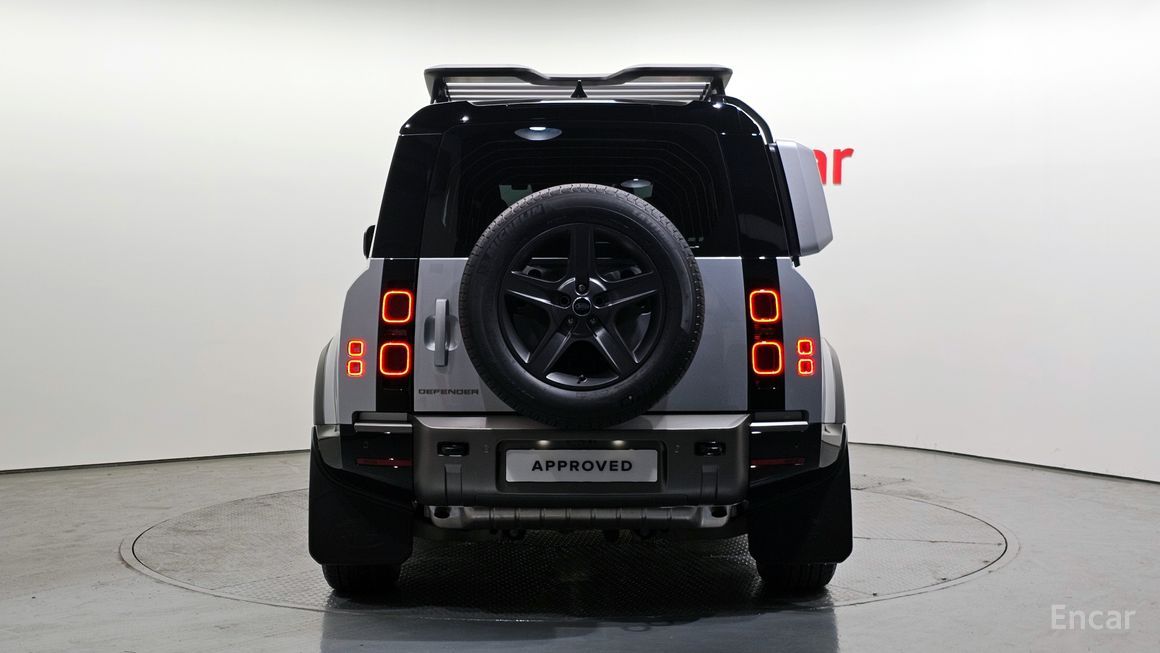 Land Rover Defender - фото 6