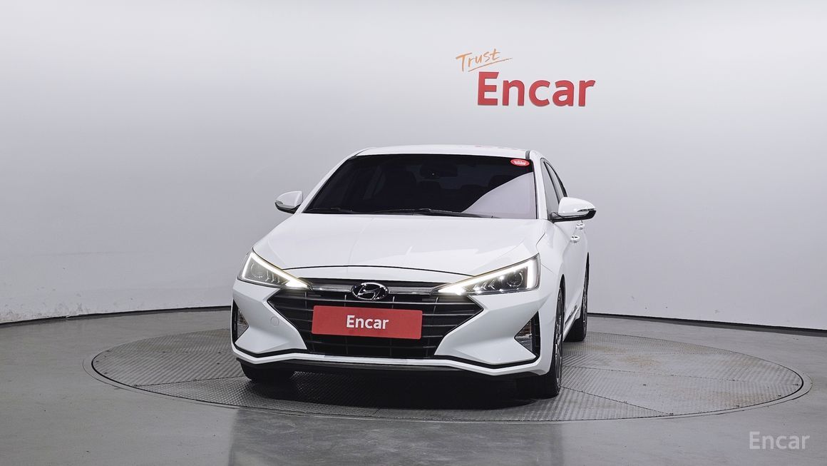 Hyundai Avante - фото 2