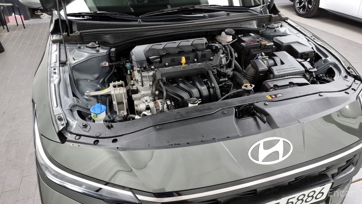 Hyundai Avante - фото 5