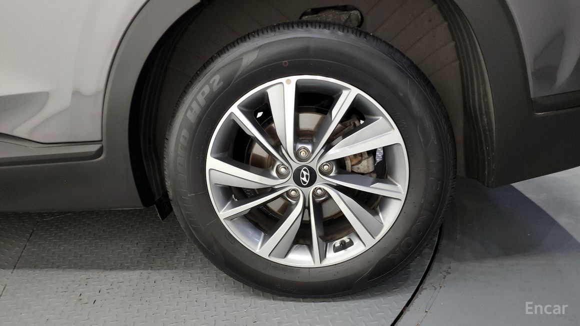 Hyundai Santa Fe - фото 4