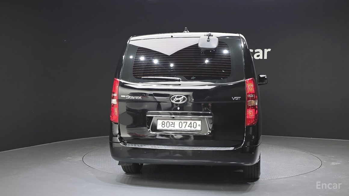 Hyundai Starex - фото 3