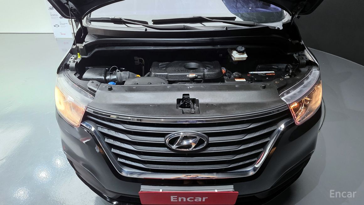 Hyundai Starex - фото 5