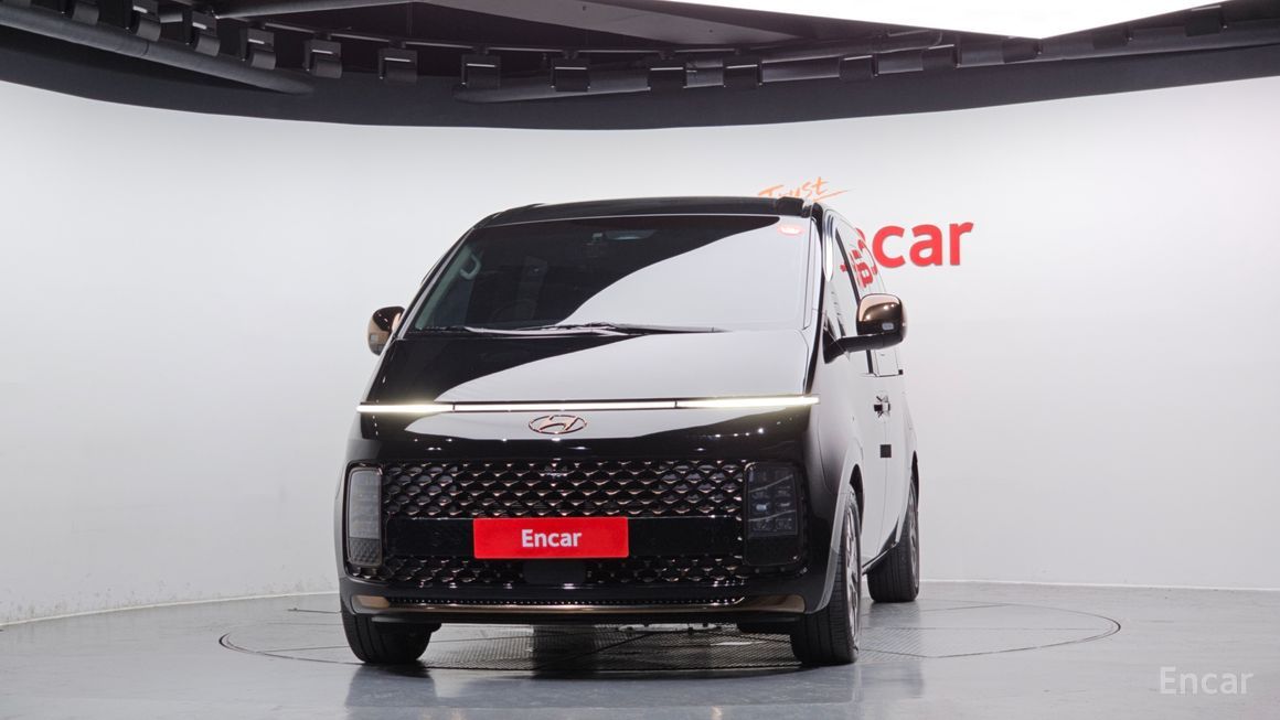 Hyundai Staria - фото 2