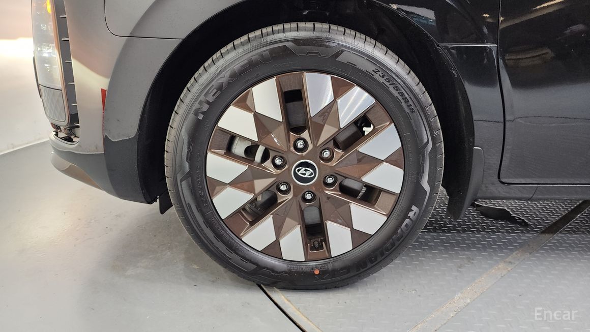 Hyundai Staria - фото 4