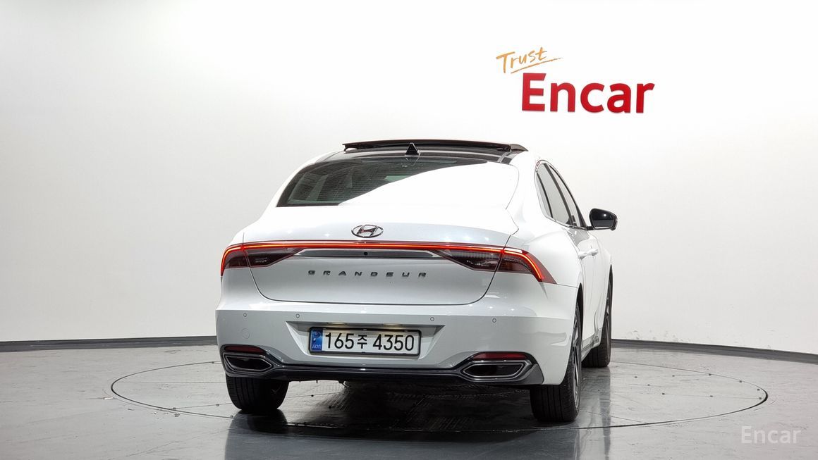 Hyundai Grandeur - фото 3