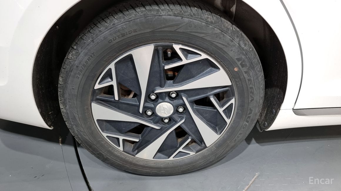 Hyundai Grandeur - фото 4