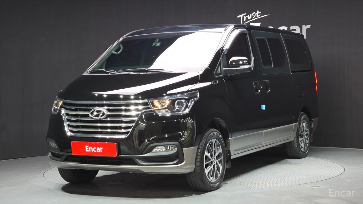Hyundai Starex - фото 0