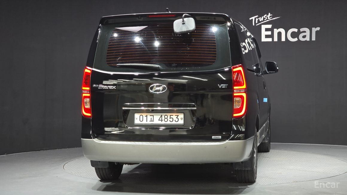 Hyundai Starex - фото 3
