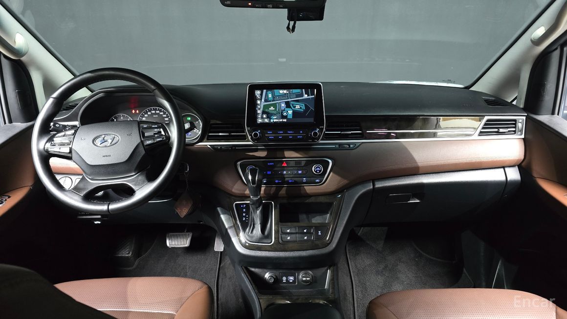 Hyundai Starex - фото 6