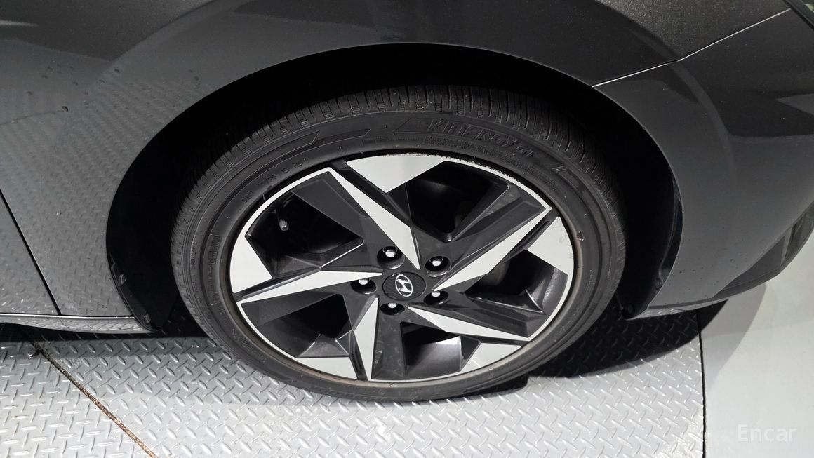 Hyundai Avante - фото 4