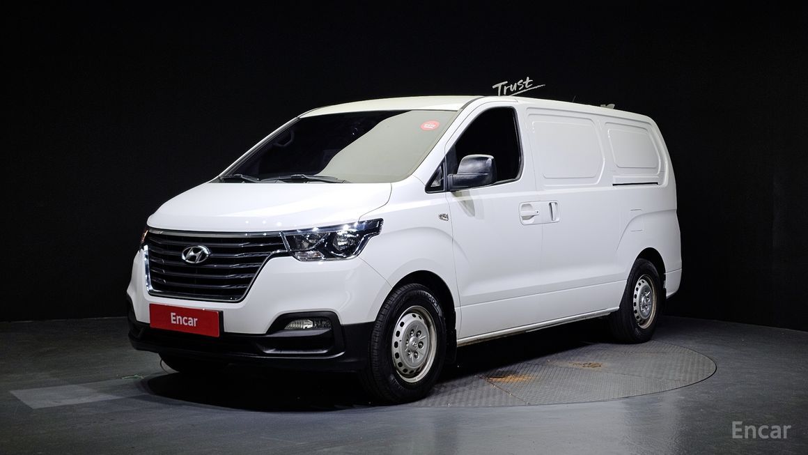 Hyundai Starex - фото 0