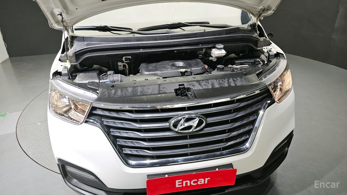Hyundai Starex - фото 5