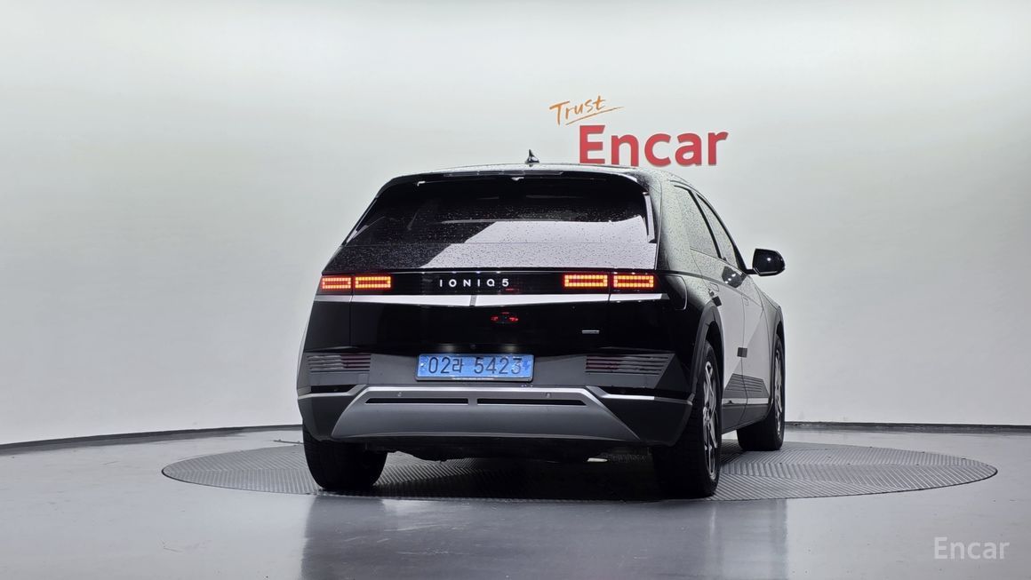 Hyundai Ionic 5 - фото 3