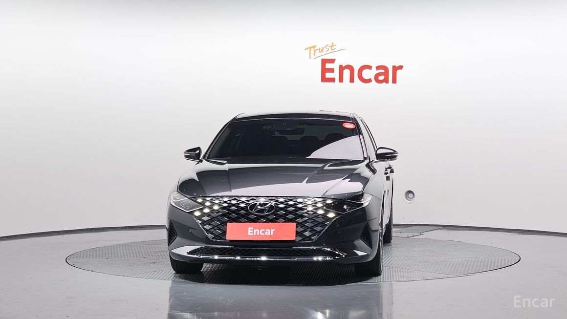Hyundai Grandeur - фото 2