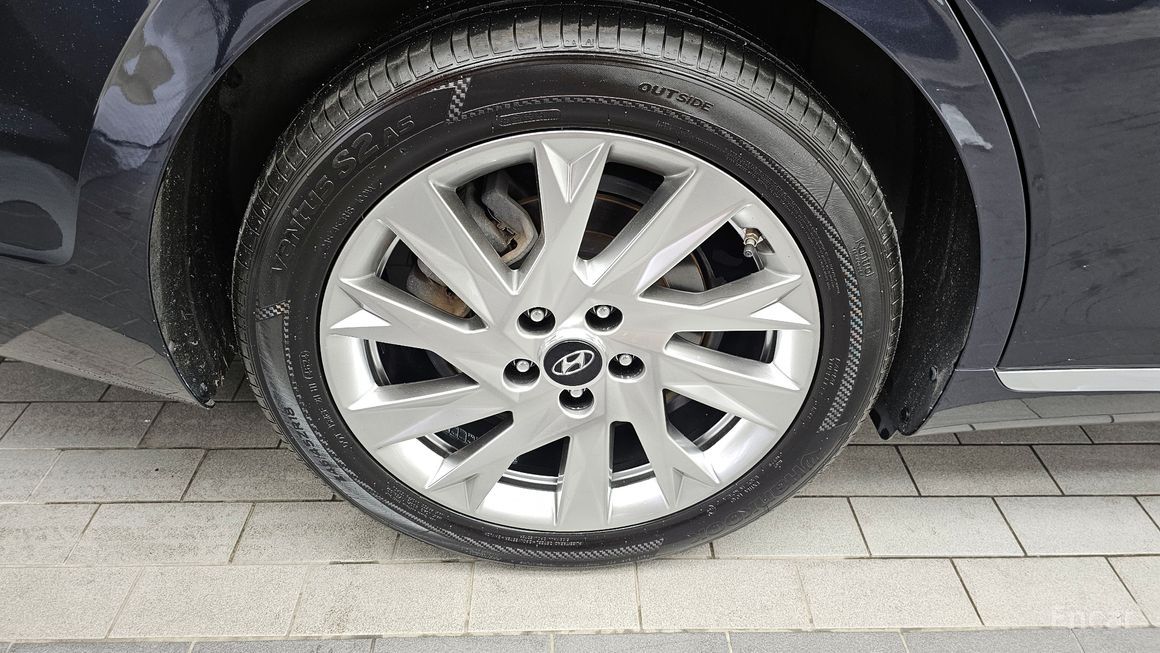 Hyundai Grandeur - фото 4