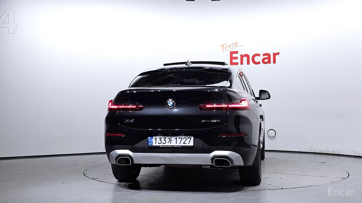 BMW X4 - фото 3