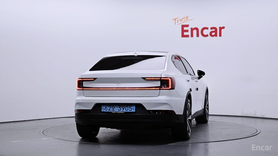 Polestar 2 - фото 3