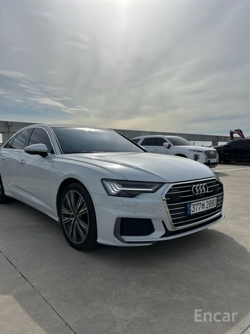 Audi A6 - фото 1