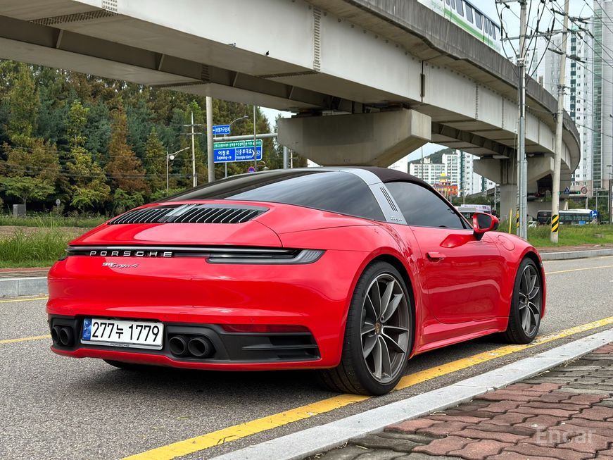 Porsche 911 - фото 4