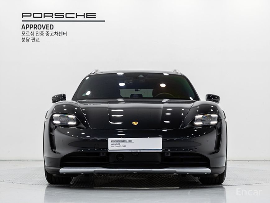 Porsche Taikan - фото 2