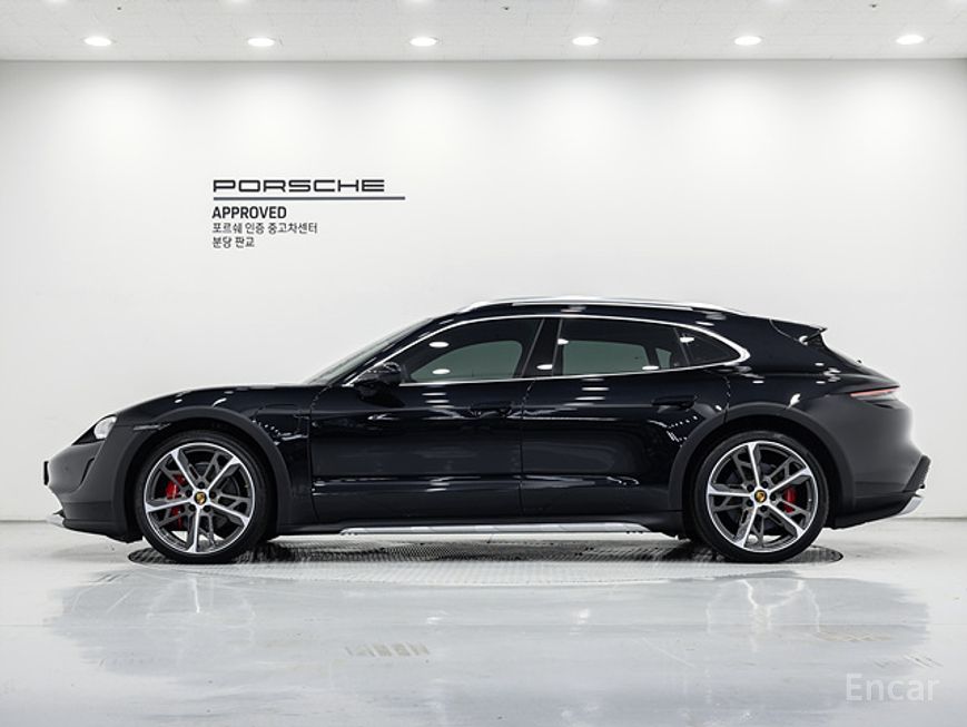Porsche Taikan - фото 5