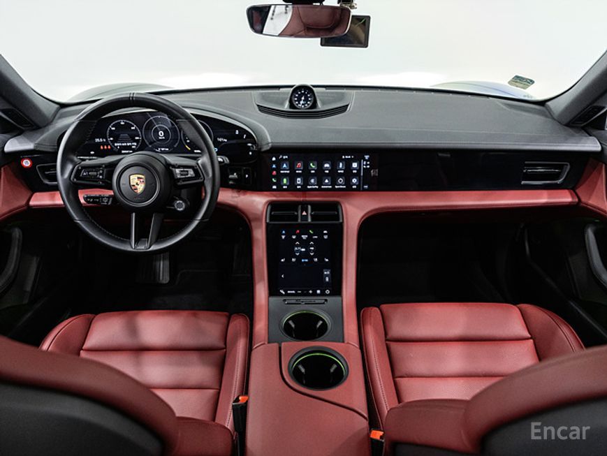Porsche Taikan - фото 6