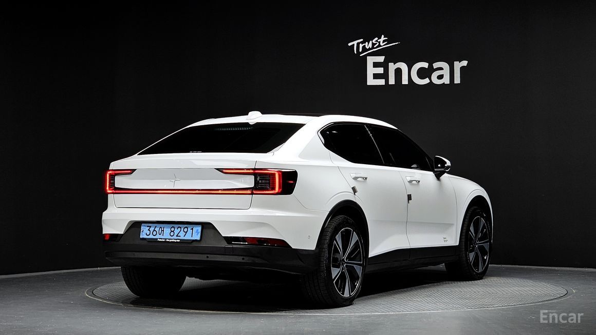 Polestar 2 - фото 1
