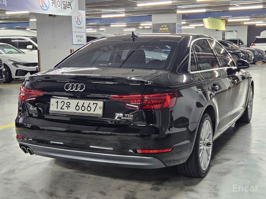 Audi A4 - фото 1