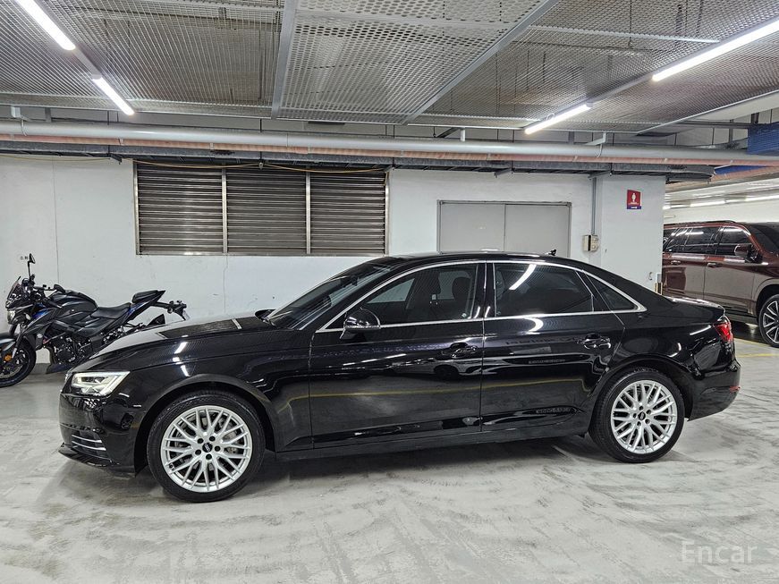 Audi A4 - фото 2